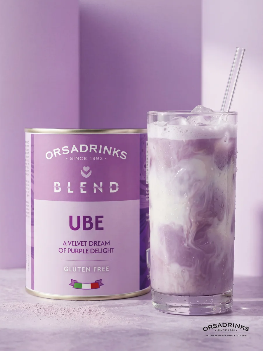 Blend UBE ODK servido en frío — iced ube latte violeta